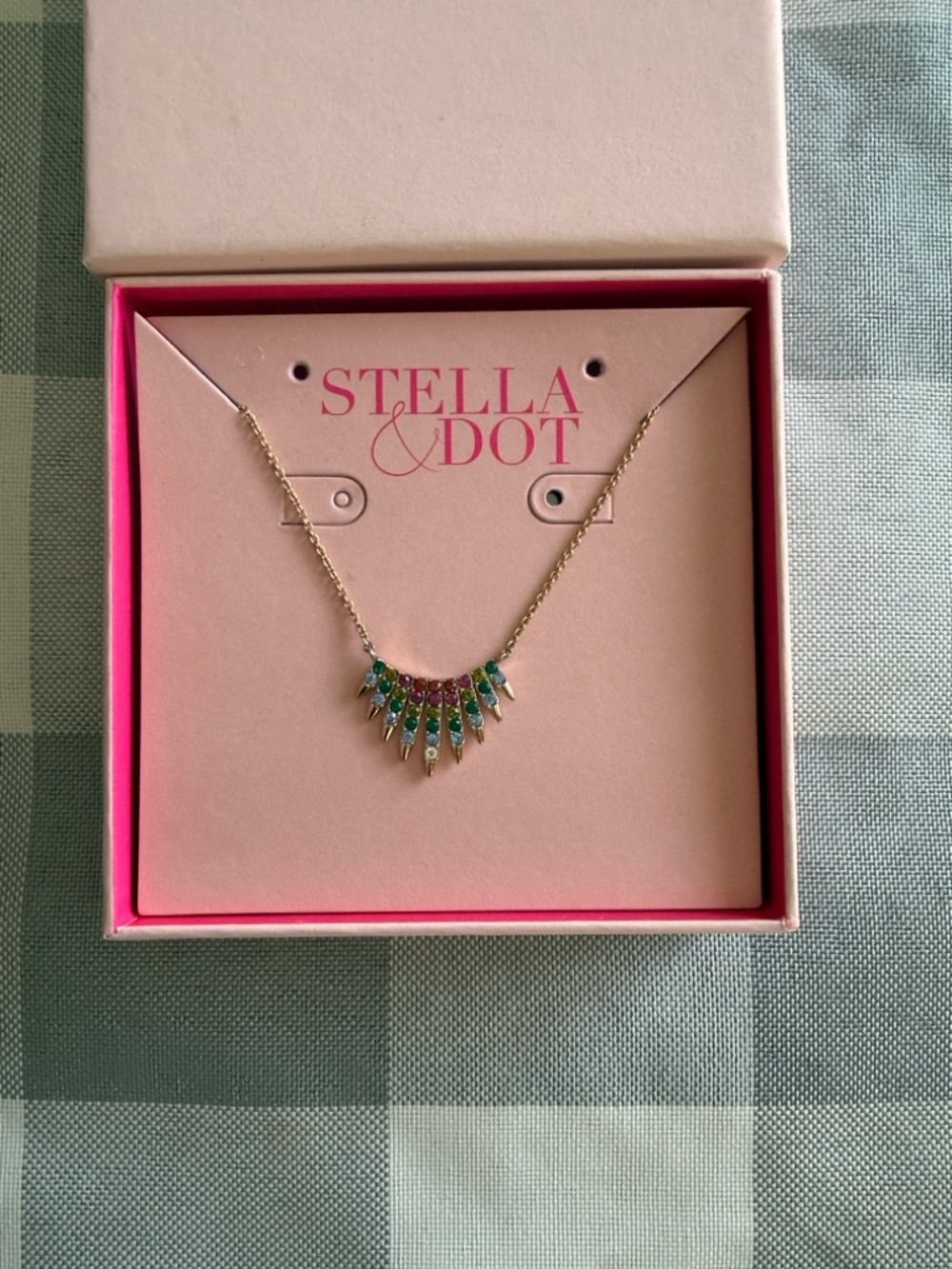 Stella & Dot Rainbow Pendant Renegade Necklace